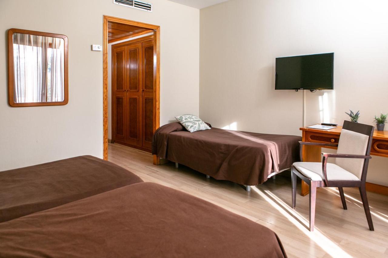 Hotel Snoe Condes Del Pallars Rialp Buitenkant foto